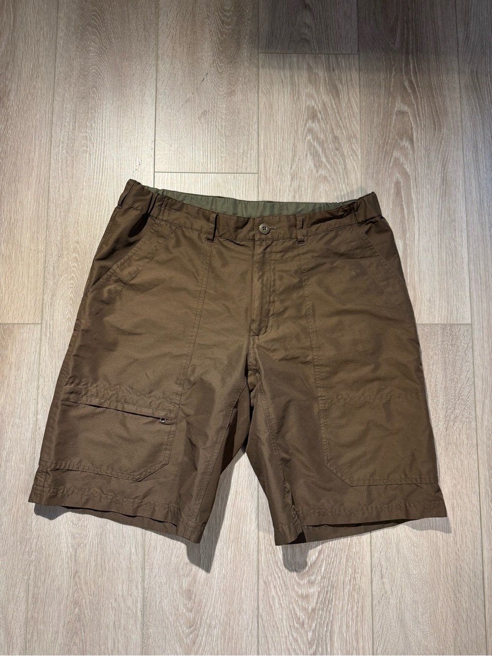 Patagonia Brown Cargo Shorts with Side Pocket